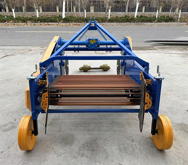 4UD-120馬鈴薯收獲機