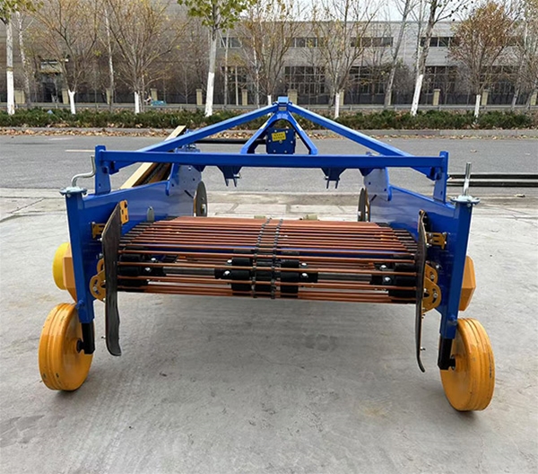4UX-130馬鈴薯收獲機(jī)