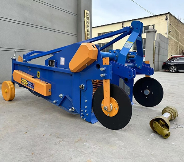 4UD-120馬鈴薯收獲機