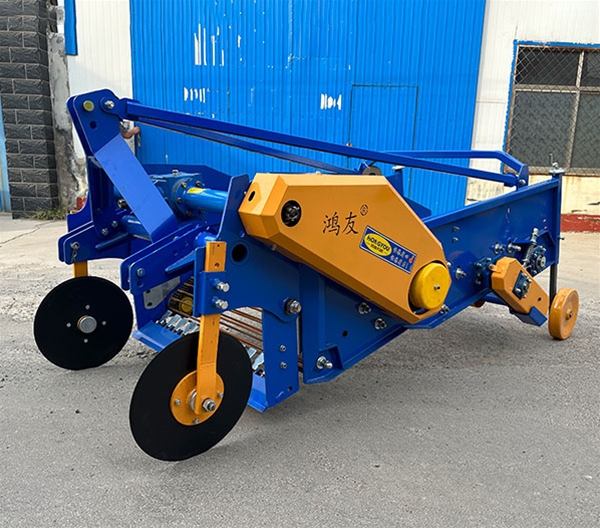 4UD-S馬鈴薯收獲機(jī)